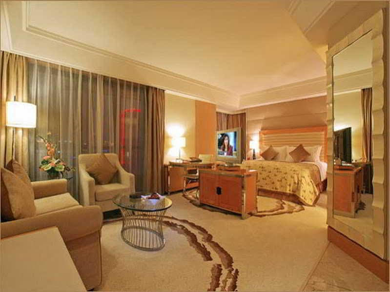 Ldf Hotel